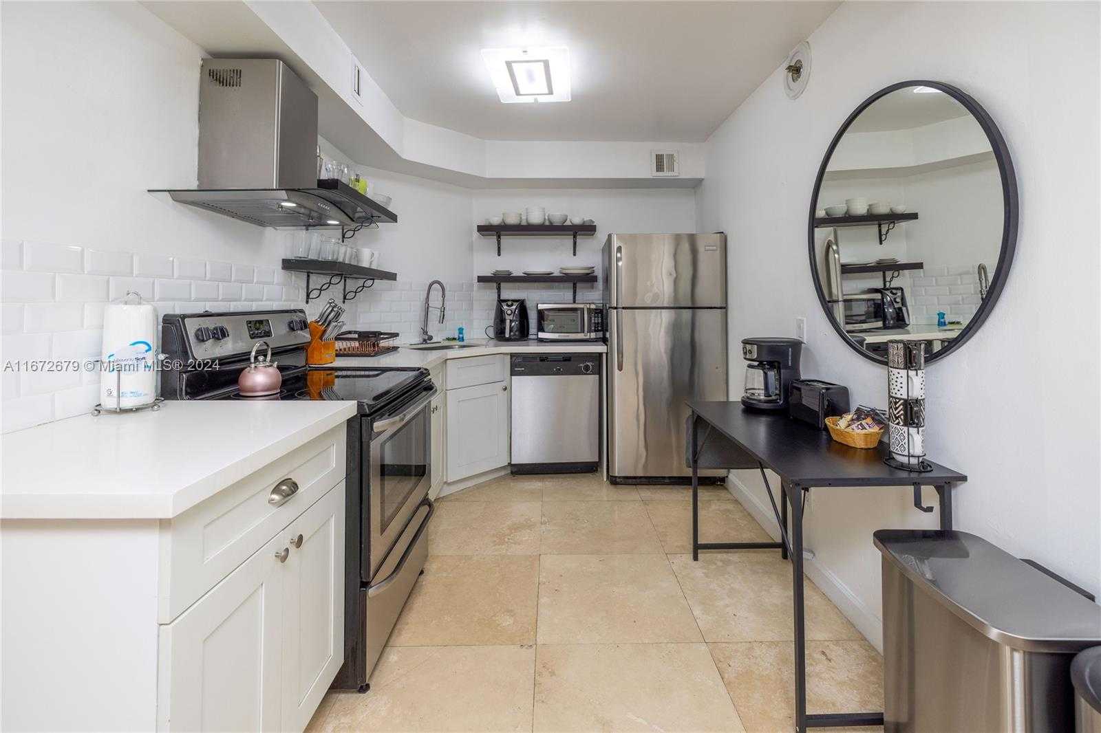 Small Image of 5225 COLLINS AVE #1114, Miami Beach Number 5