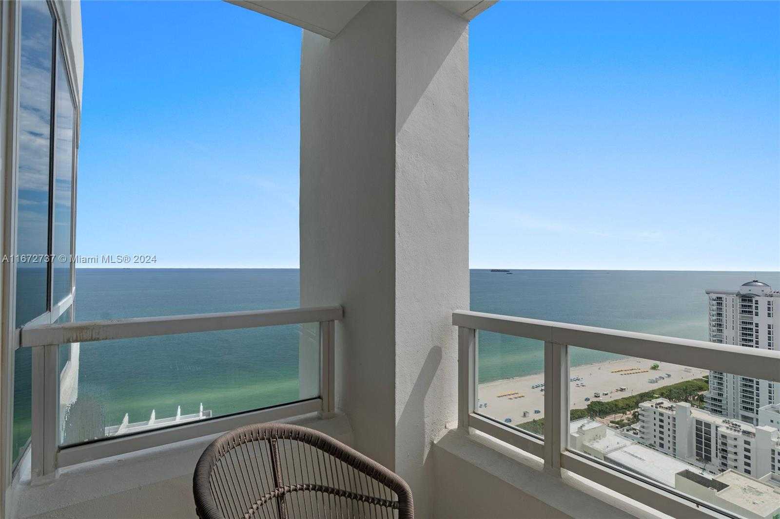 Small Image of 4401 COLLINS AVE #3202/3204, Miami Beach Number 11