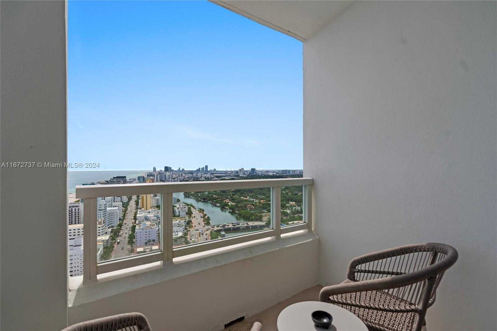 Small Image of 4401 COLLINS AVE #3202/3204, Miami Beach Number 12
