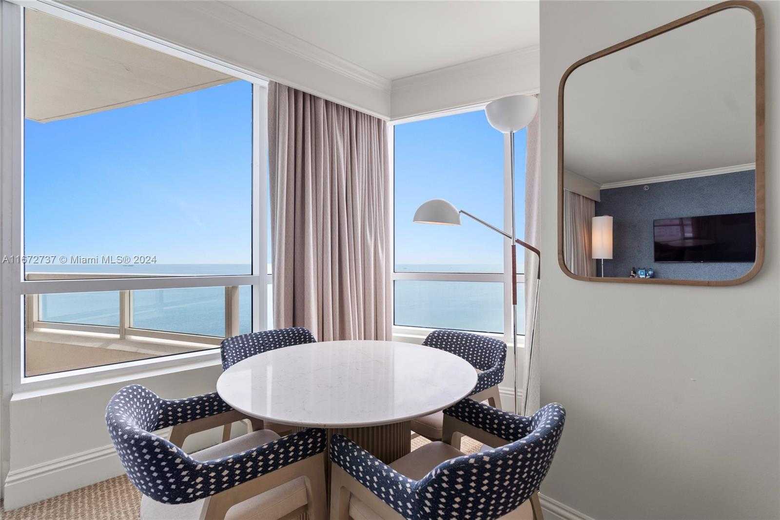 Small Image of 4401 COLLINS AVE #3202/3204, Miami Beach Number 17