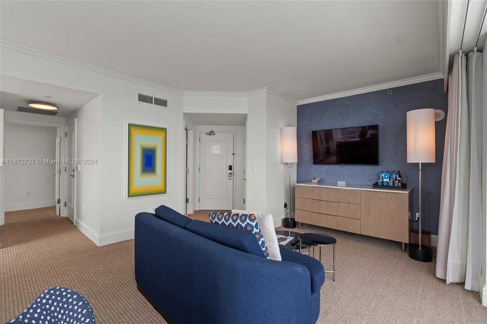 Small Image of 4401 COLLINS AVE #3202/3204, Miami Beach Number 18