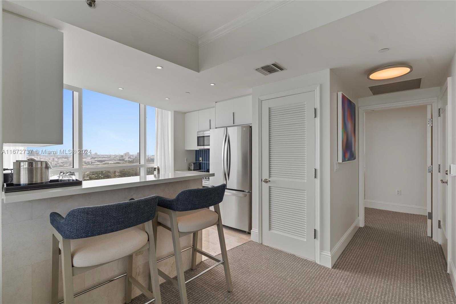 Small Image of 4401 COLLINS AVE #3202/3204, Miami Beach Number 26
