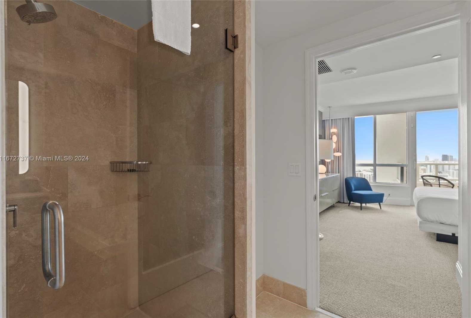 Small Image of 4401 COLLINS AVE #3202/3204, Miami Beach Number 35