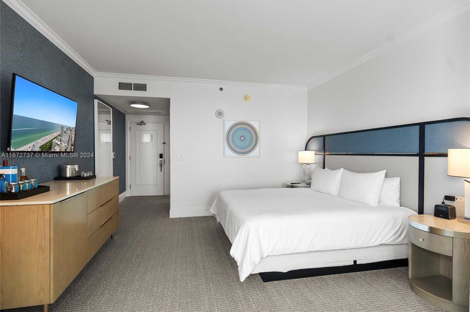 Small Image of 4401 COLLINS AVE #3202/3204, Miami Beach Number 47