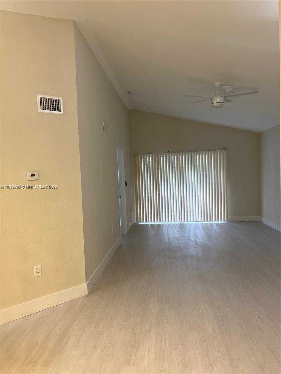 Small Image of 2811 NORTH OAKLAND FOREST DR #309, Oakland Park Number 14
