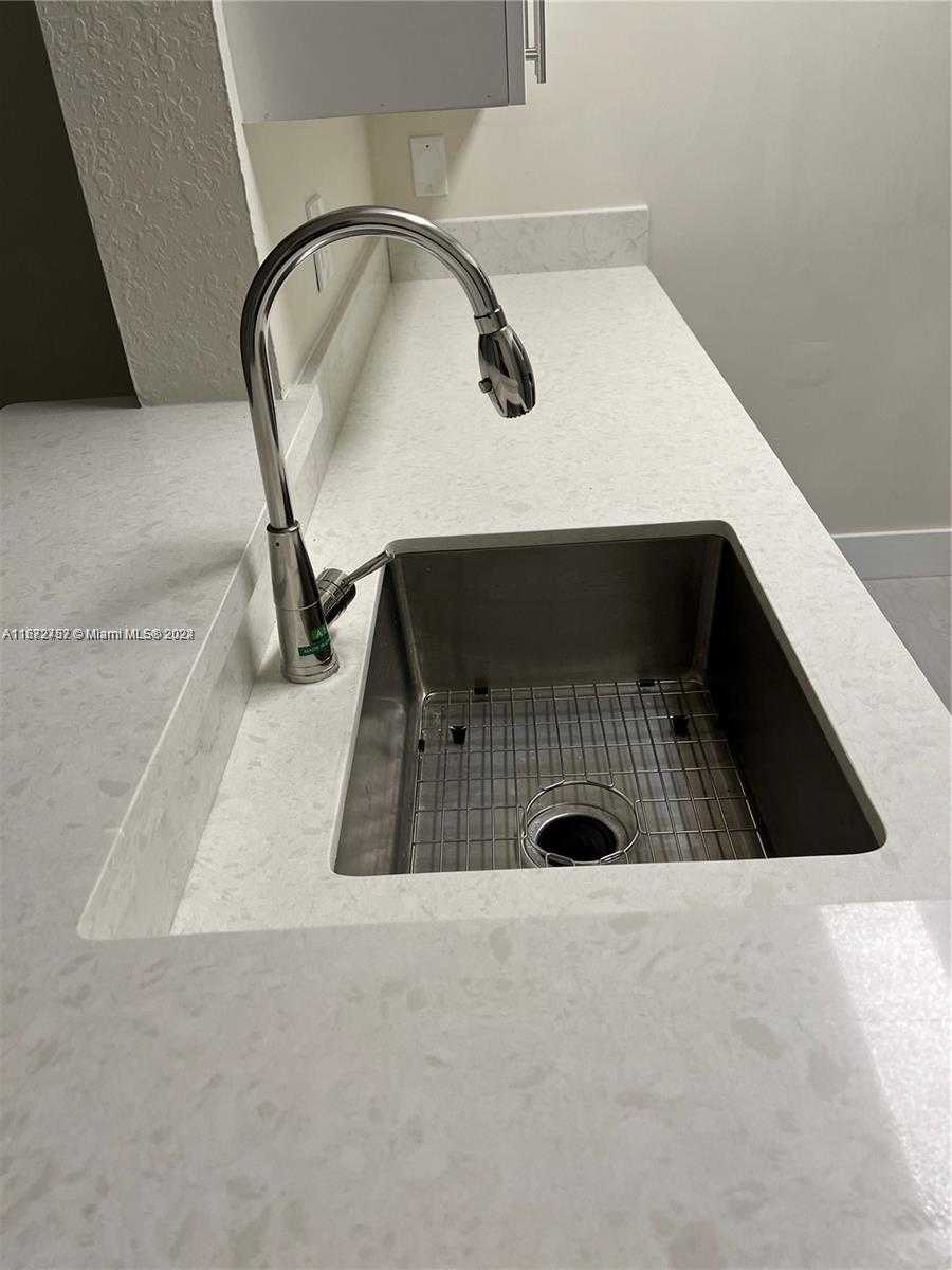 Small Image of 2811 NORTH OAKLAND FOREST DR #309, Oakland Park Number 21