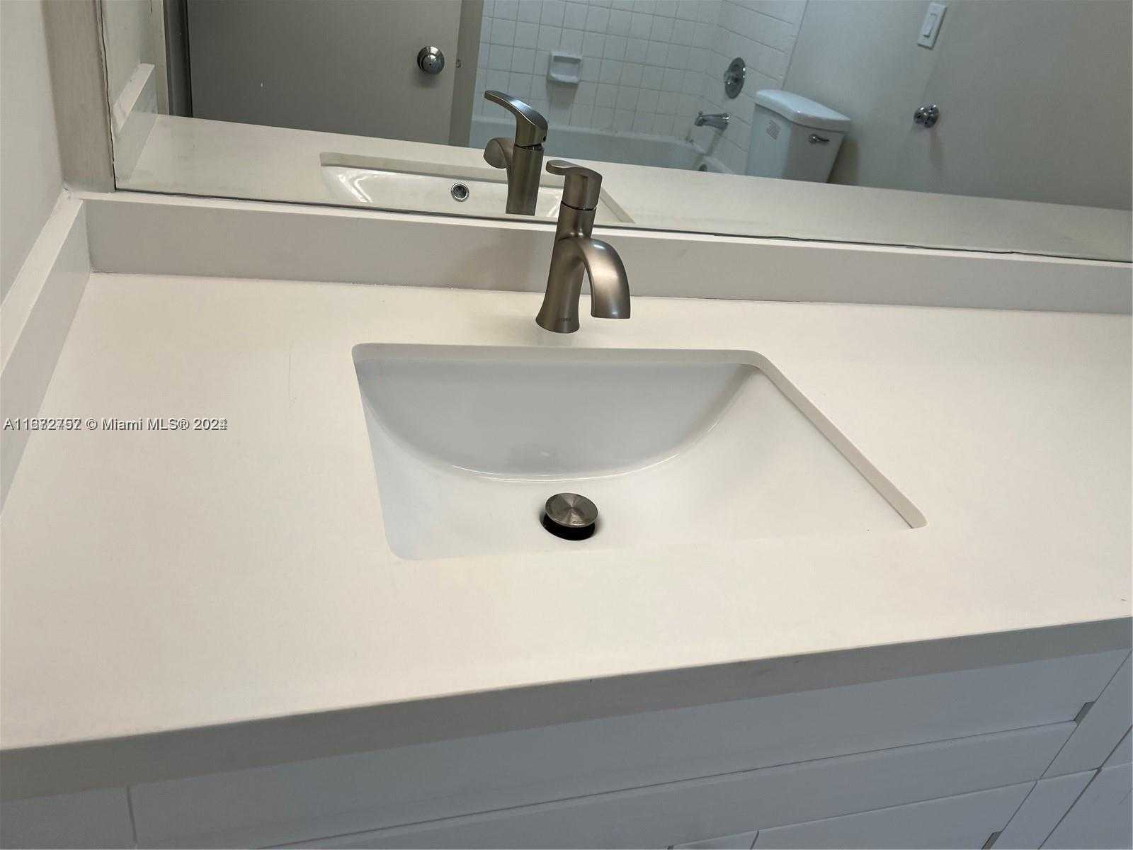 Small Image of 2811 NORTH OAKLAND FOREST DR #309, Oakland Park Number 23