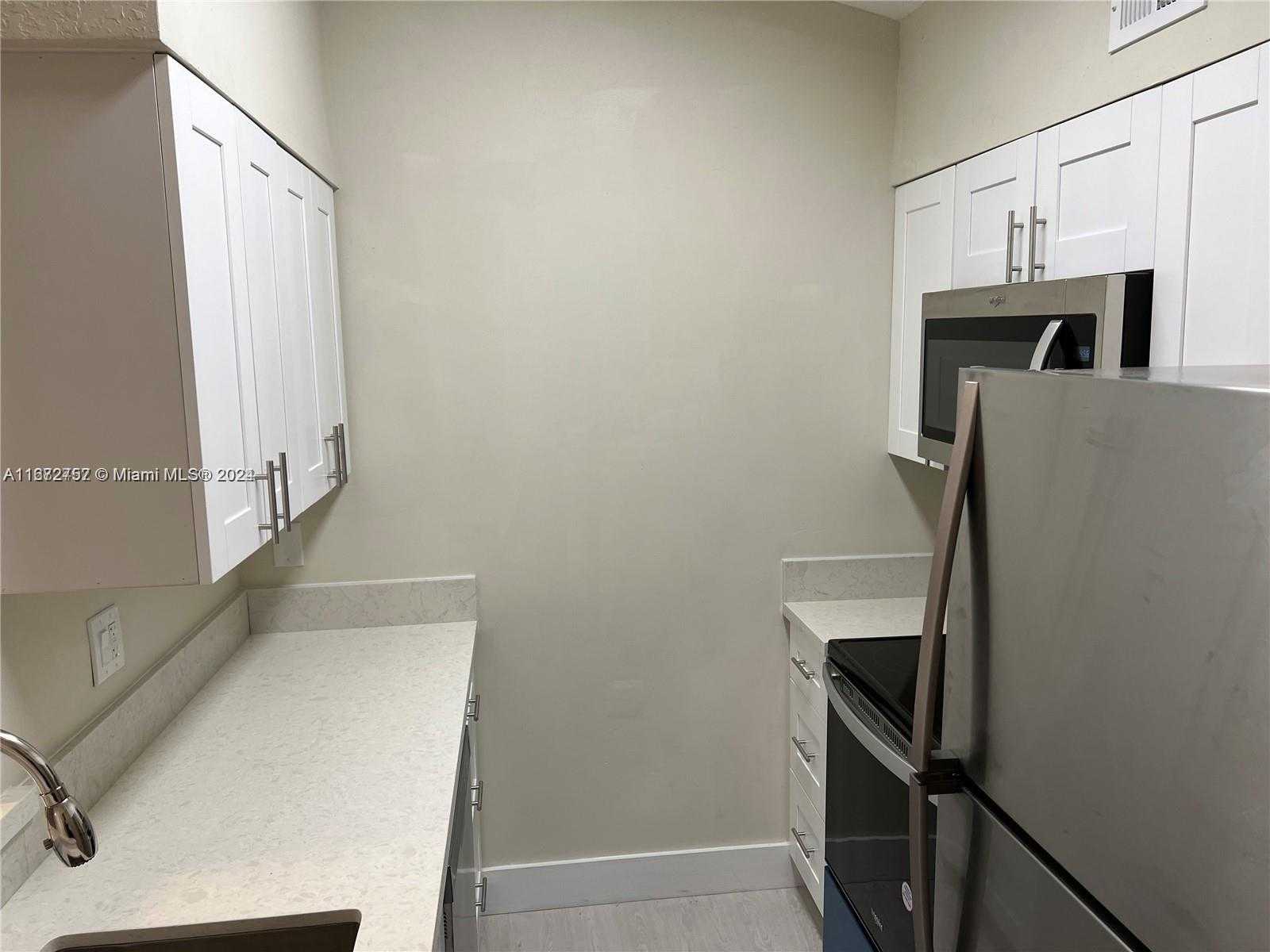 Small Image of 2811 NORTH OAKLAND FOREST DR #309, Oakland Park Number 24