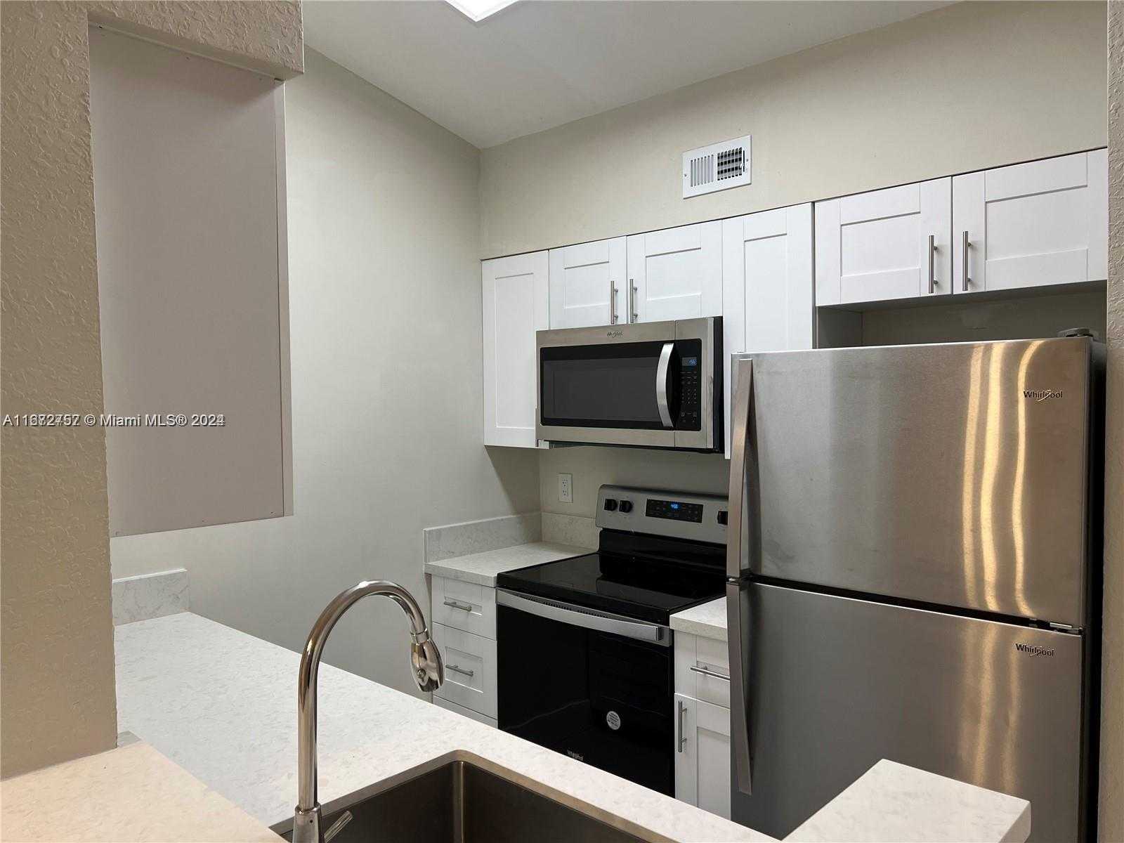 Small Image of 2811 NORTH OAKLAND FOREST DR #309, Oakland Park Number 25