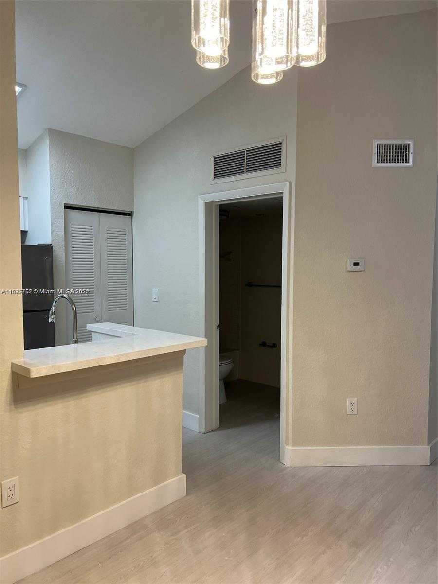 Small Image of 2811 NORTH OAKLAND FOREST DR #309, Oakland Park Number 7