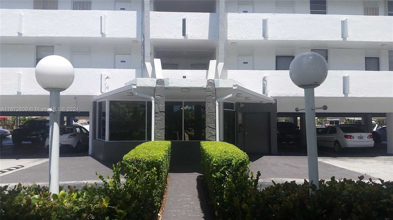 Small Image of 3545 NORTH EAST 166TH ST #204, North Miami Beach Number 26