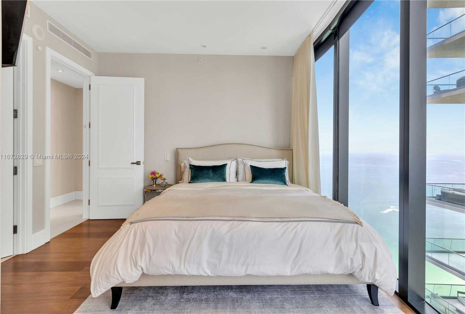 Small Image of 18555 COLLINS AVE #4601, Sunny Isles Beach Number 37