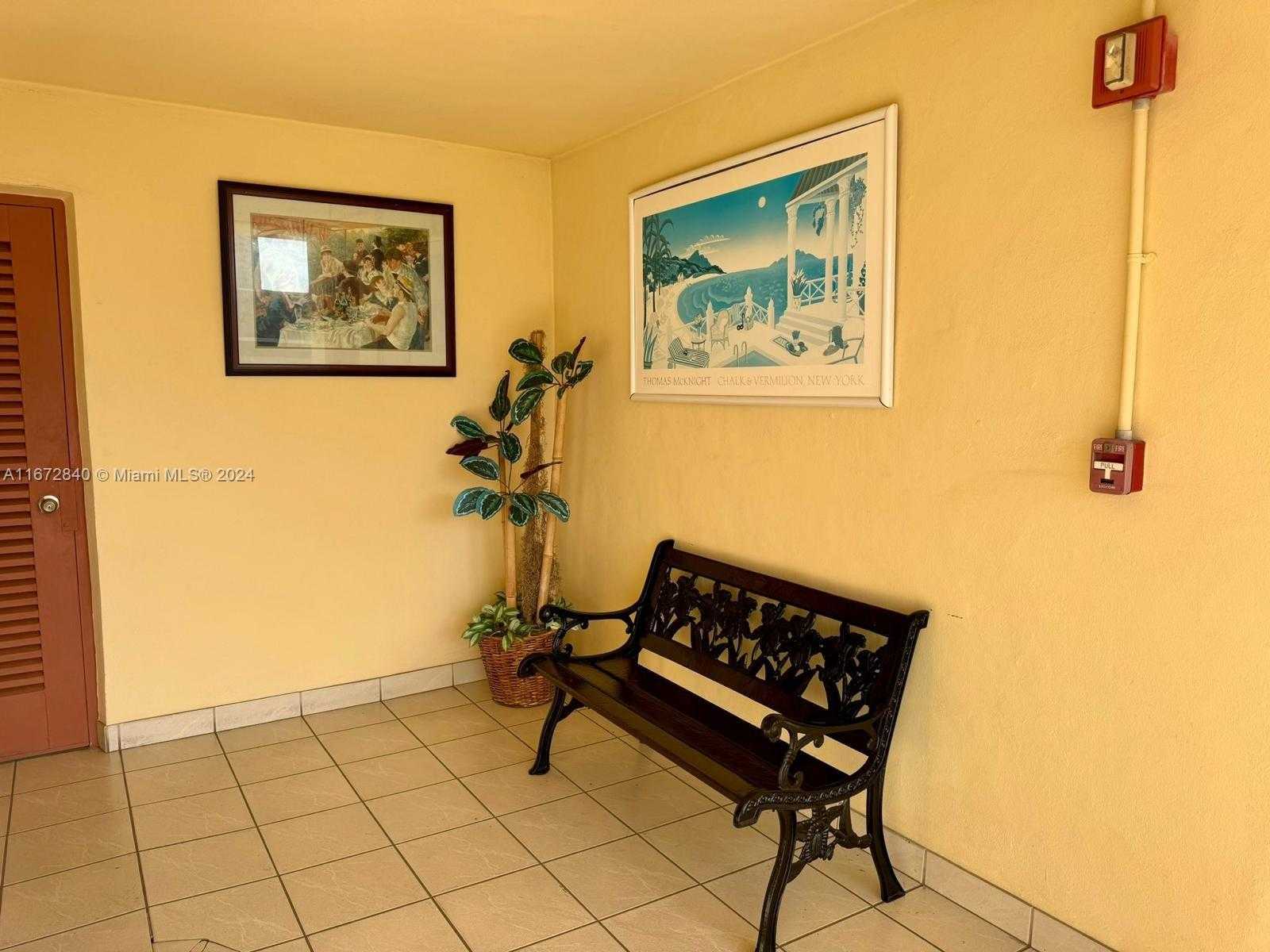 Small Image of 2930 POINT EAST DR #E512, Aventura Number 13