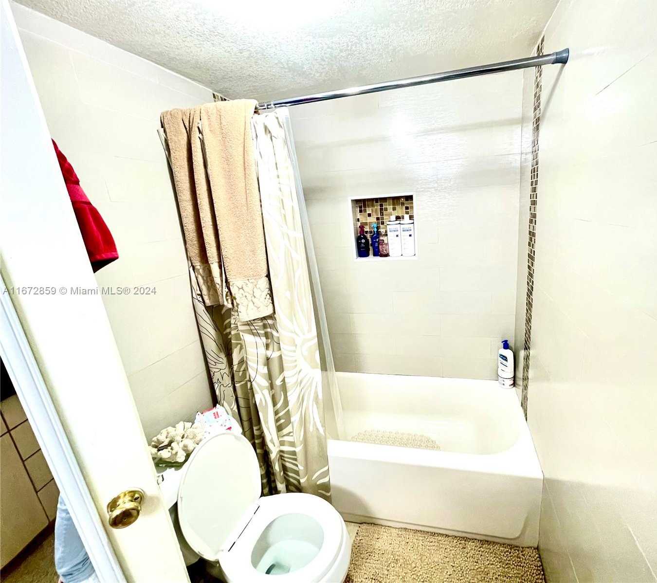 Small Image of 9403 SOUTH WEST 76TH ST #Y17, Miami Number 12