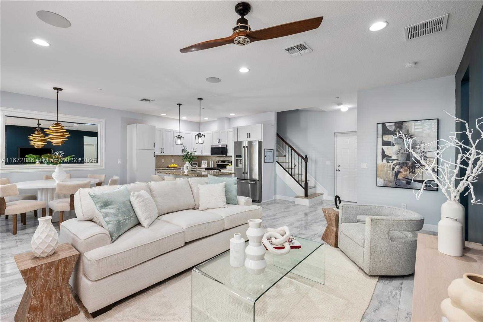 Small Image of 4184 CASCADA CIR, Cooper City Number 34