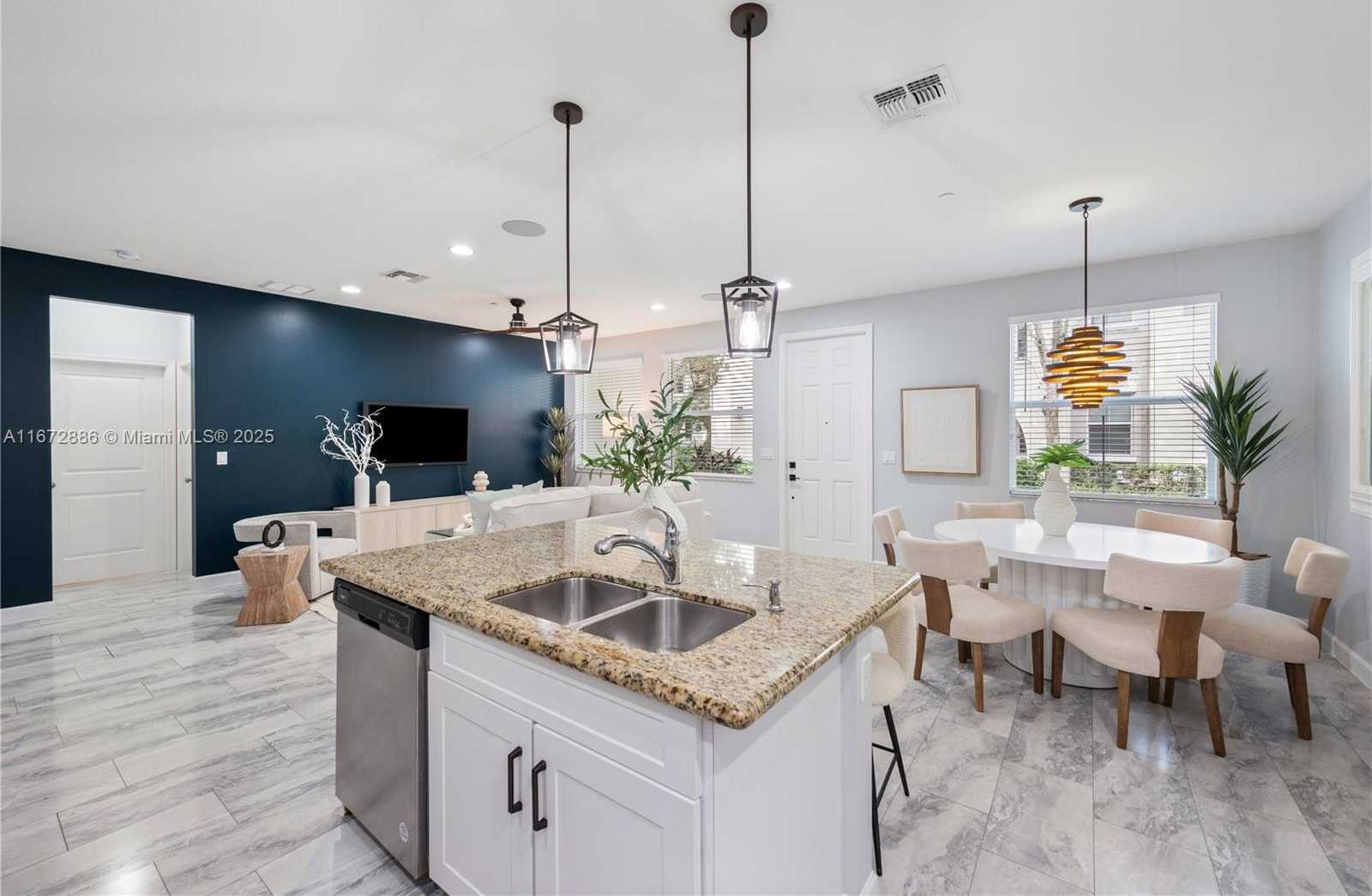 Small Image of 4184 CASCADA CIR, Cooper City Number 4