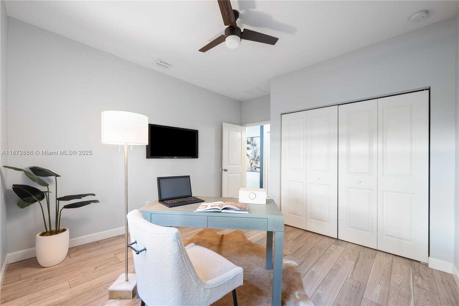 Small Image of 4184 CASCADA CIR, Cooper City Number 46