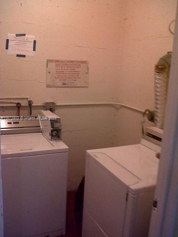 Small Image of 2008 JACKSON ST #E8, Hollywood Number 28