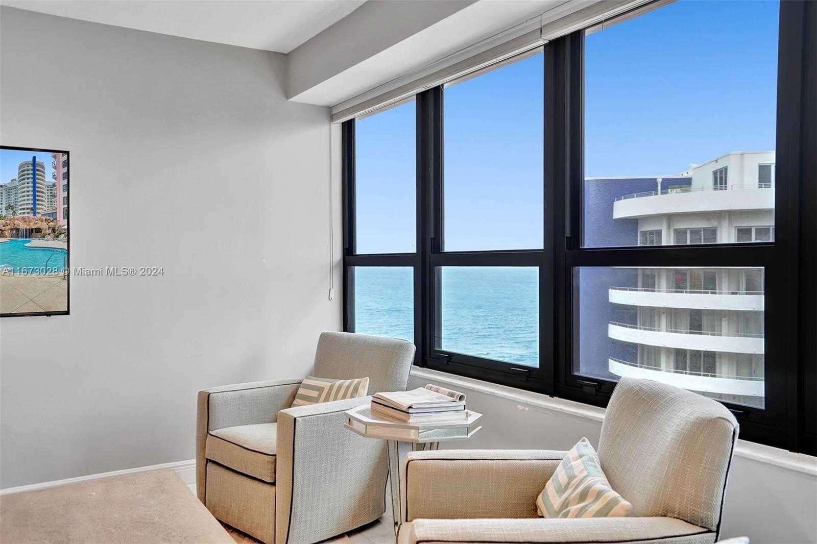 Small Image of 5225 COLLINS AVE #PH7, Miami Beach Number 19