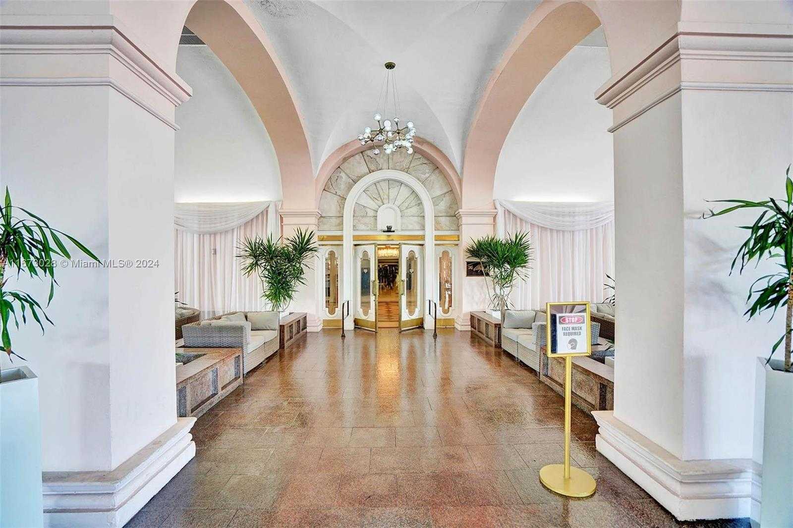 Small Image of 5225 COLLINS AVE #PH7, Miami Beach Number 38