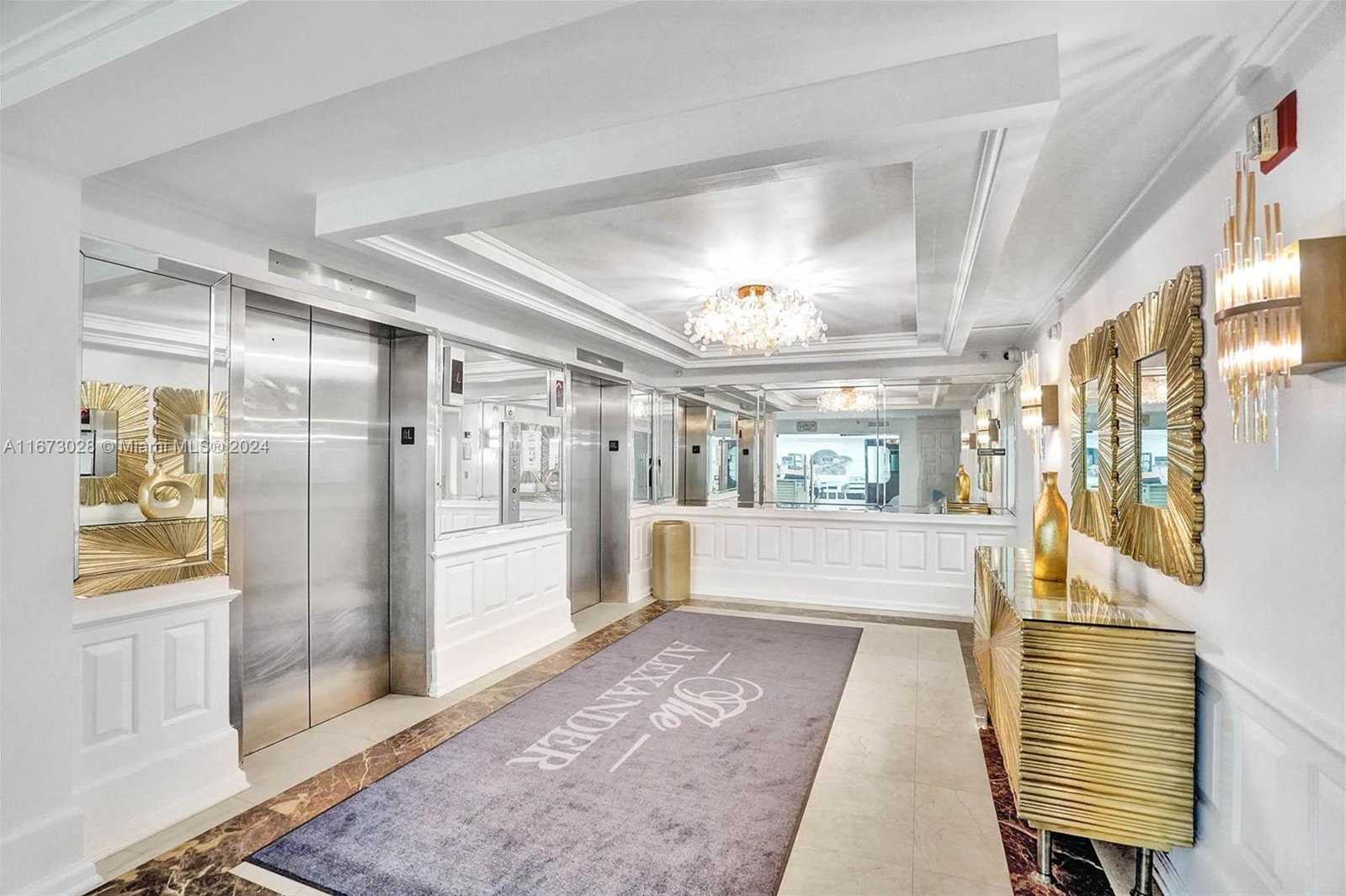 Small Image of 5225 COLLINS AVE #PH7, Miami Beach Number 43