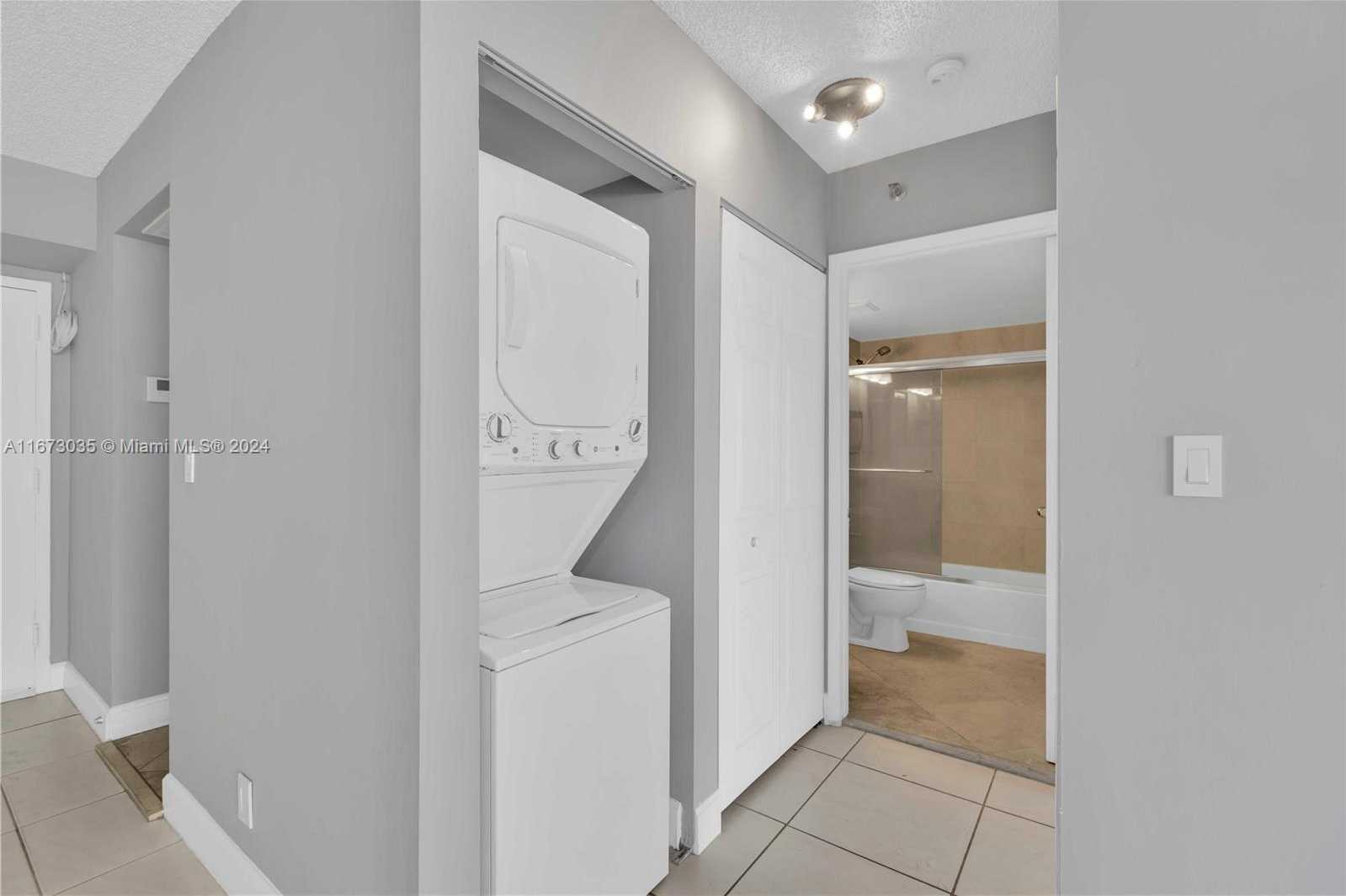 Small Image of 3300 NORTH EAST 192ND ST #1108, Aventura Number 24