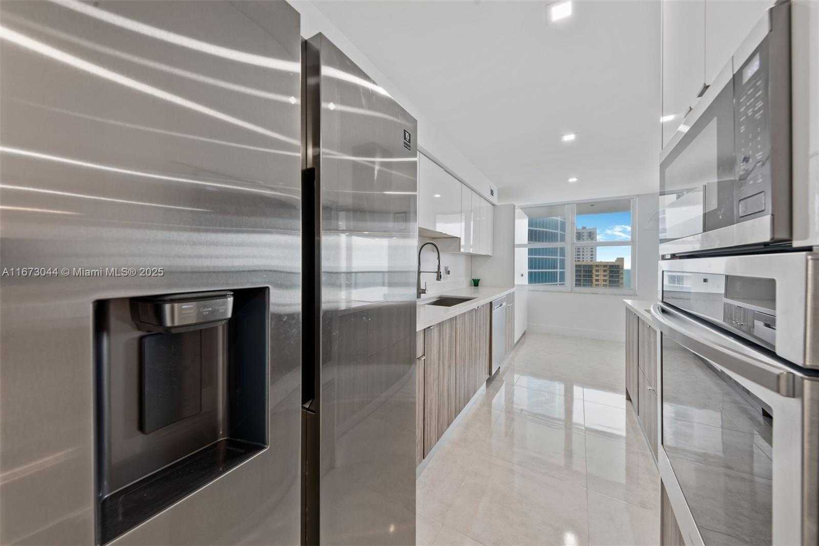 Small Image of 2751 SOUTH OCEAN DR #1802S, Hollywood Number 10