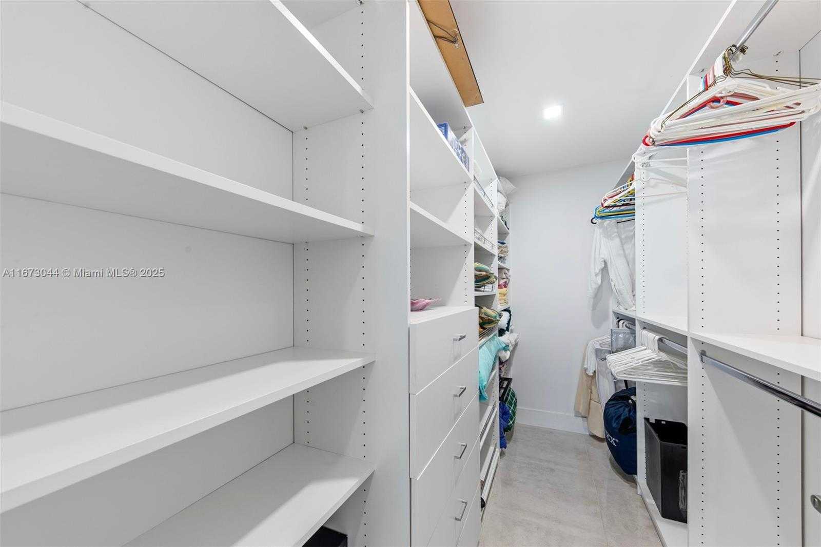 Small Image of 2751 SOUTH OCEAN DR #1802S, Hollywood Number 18