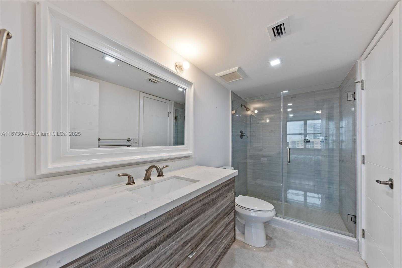 Small Image of 2751 SOUTH OCEAN DR #1802S, Hollywood Number 19