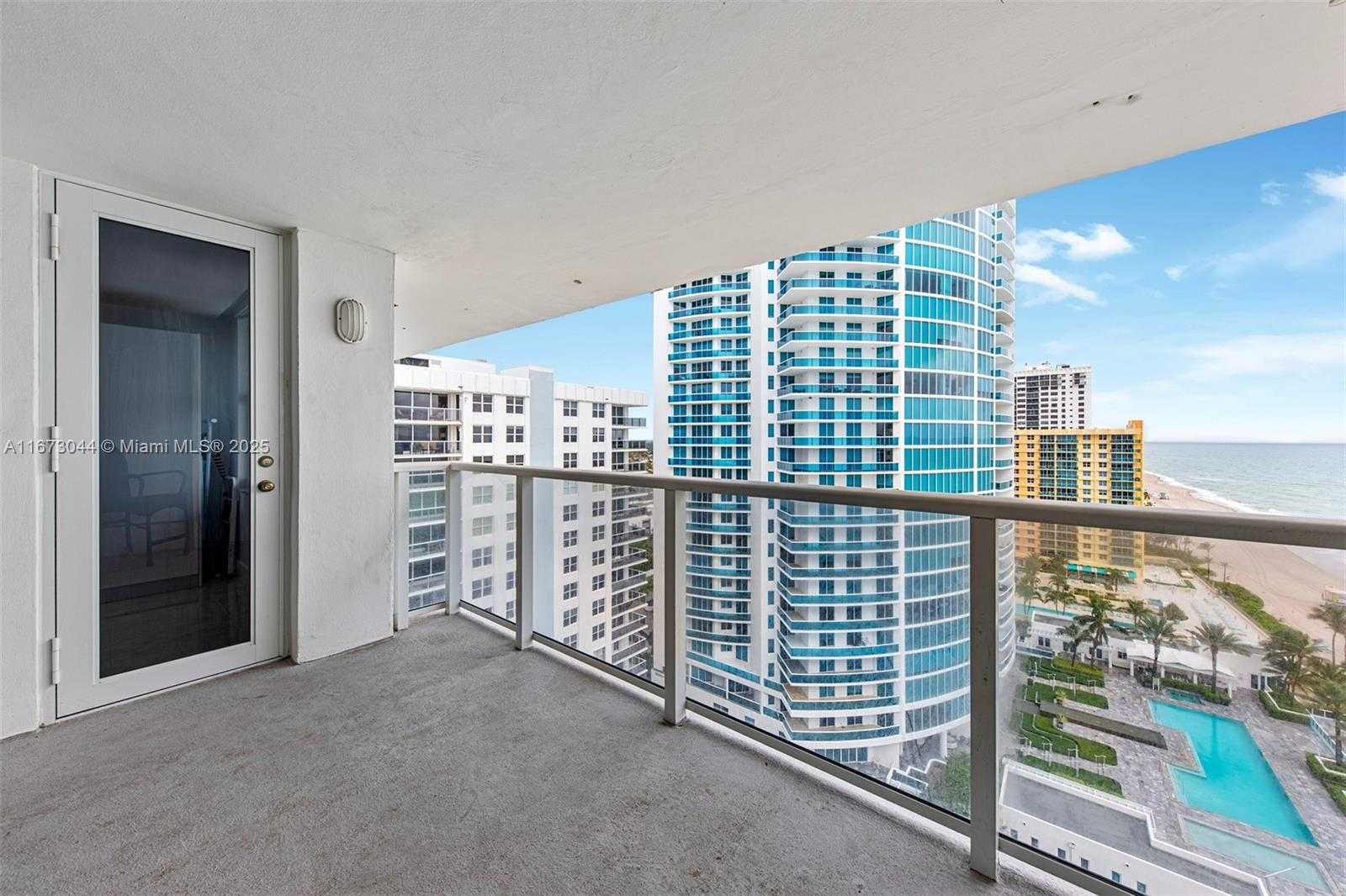 Small Image of 2751 SOUTH OCEAN DR #1802S, Hollywood Number 25
