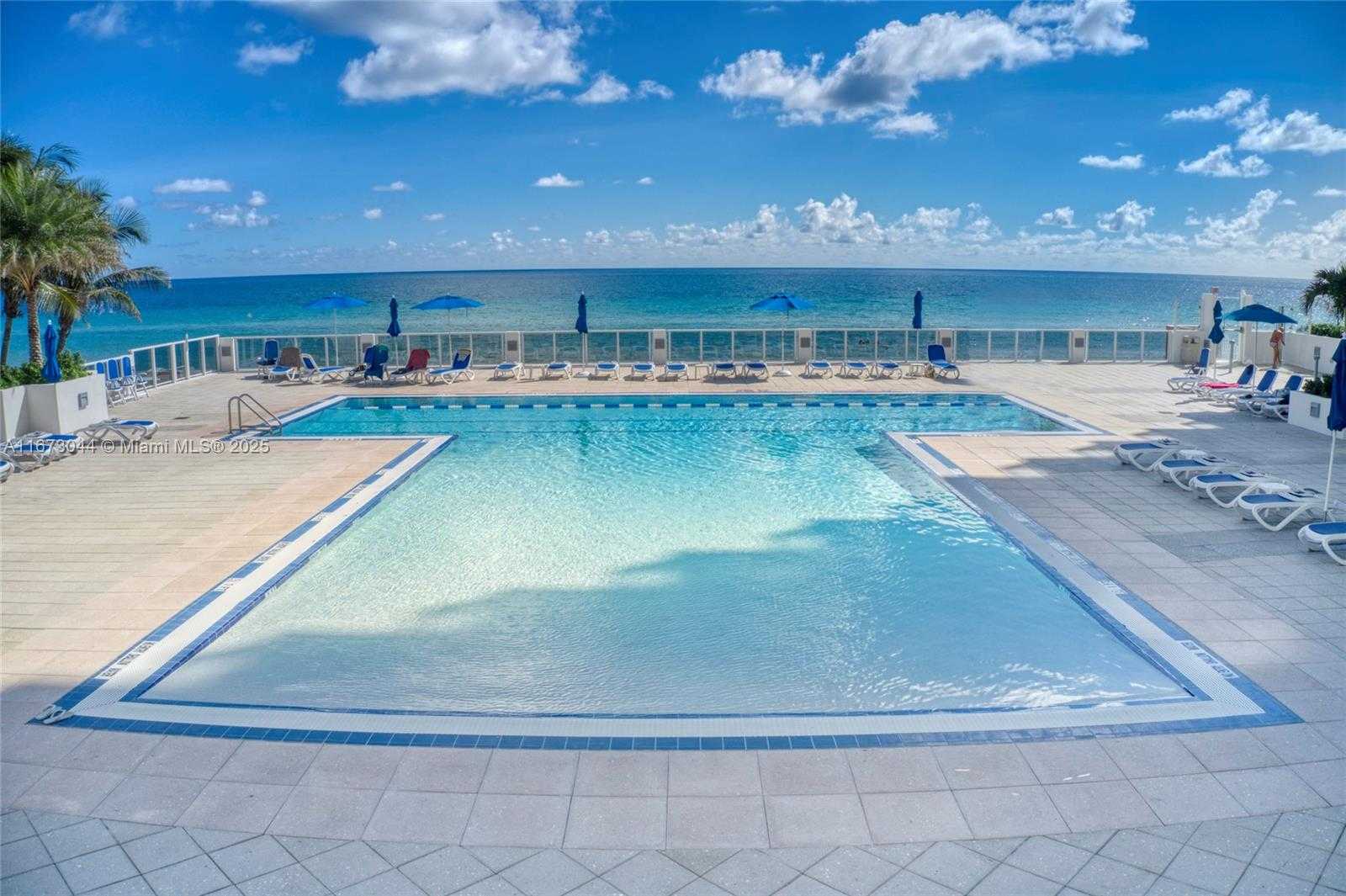 Small Image of 2751 SOUTH OCEAN DR #1802S, Hollywood Number 42