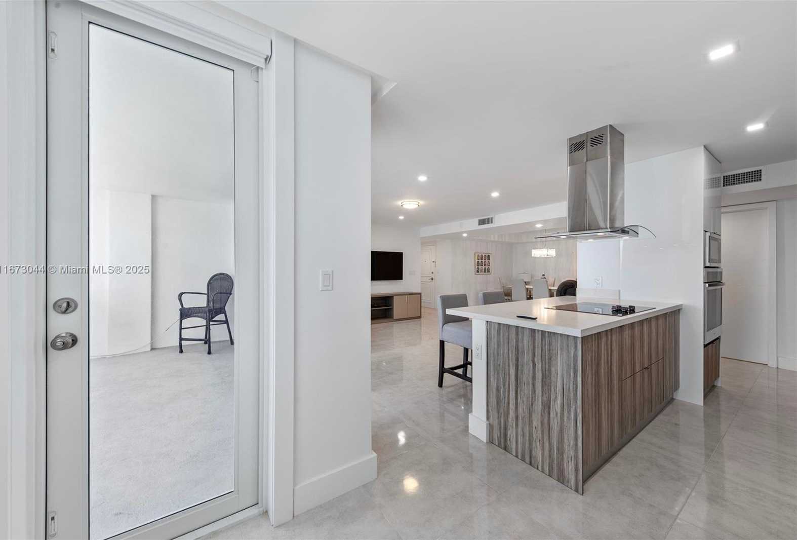 Small Image of 2751 SOUTH OCEAN DR #1802S, Hollywood Number 8