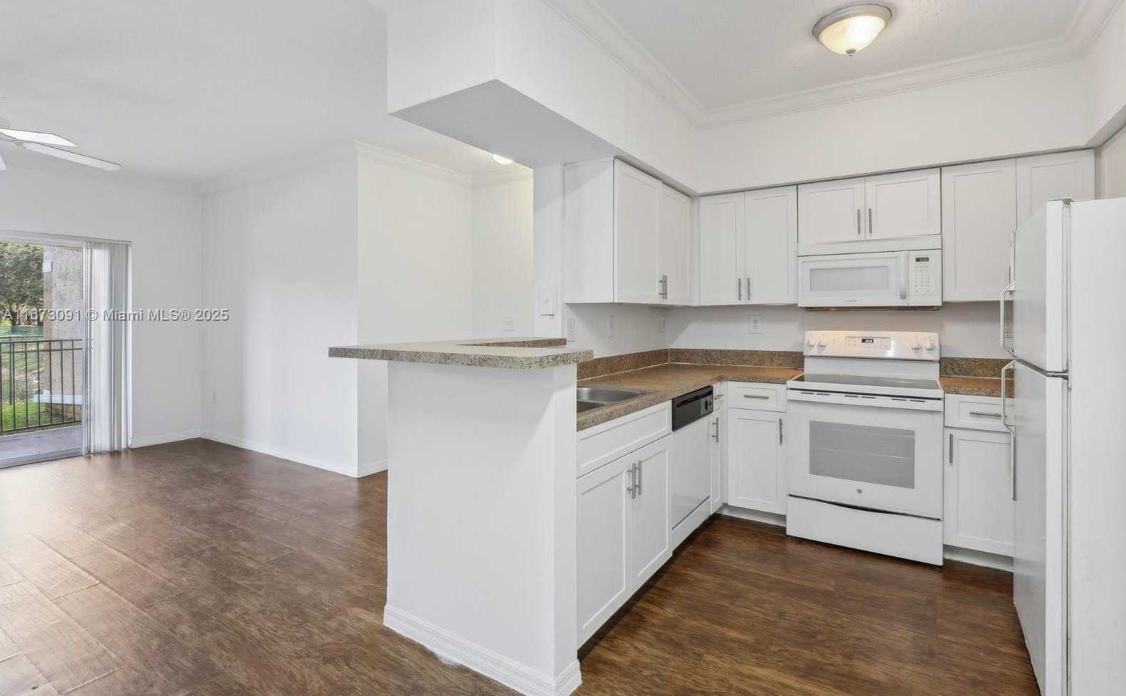 Small Image of 151 SOUTH WEST 117TH AVE #9106, Pembroke Pines Number 19