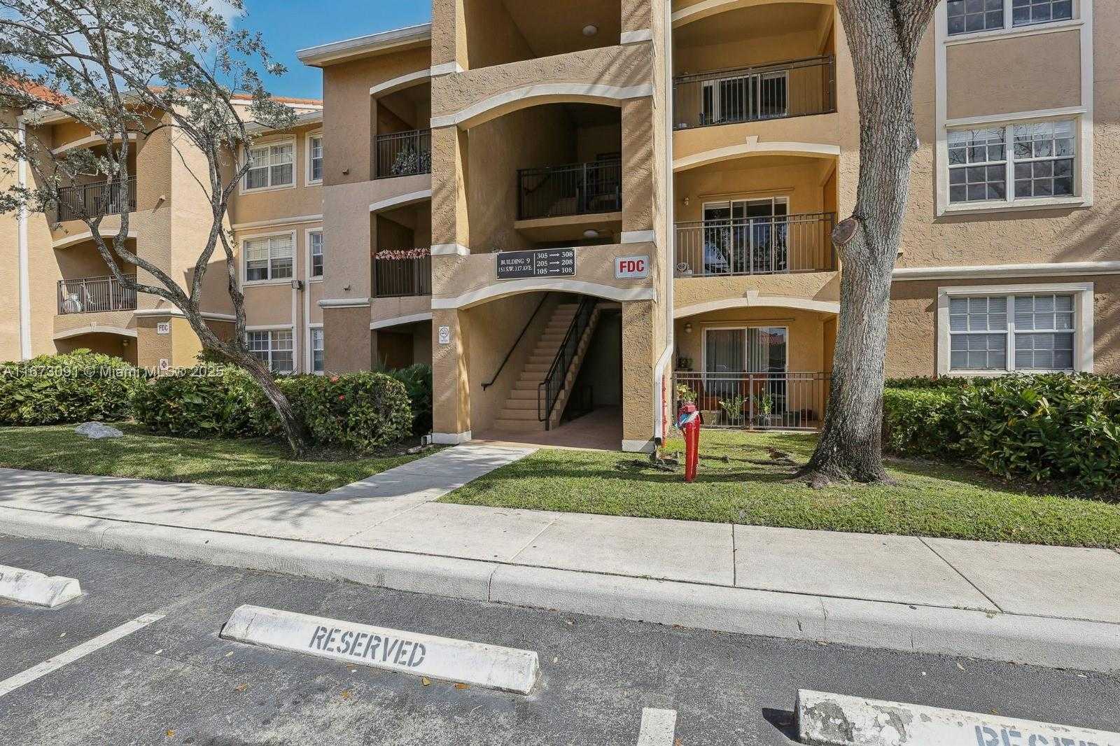 Small Image of 151 SOUTH WEST 117TH AVE #9106, Pembroke Pines Number 26