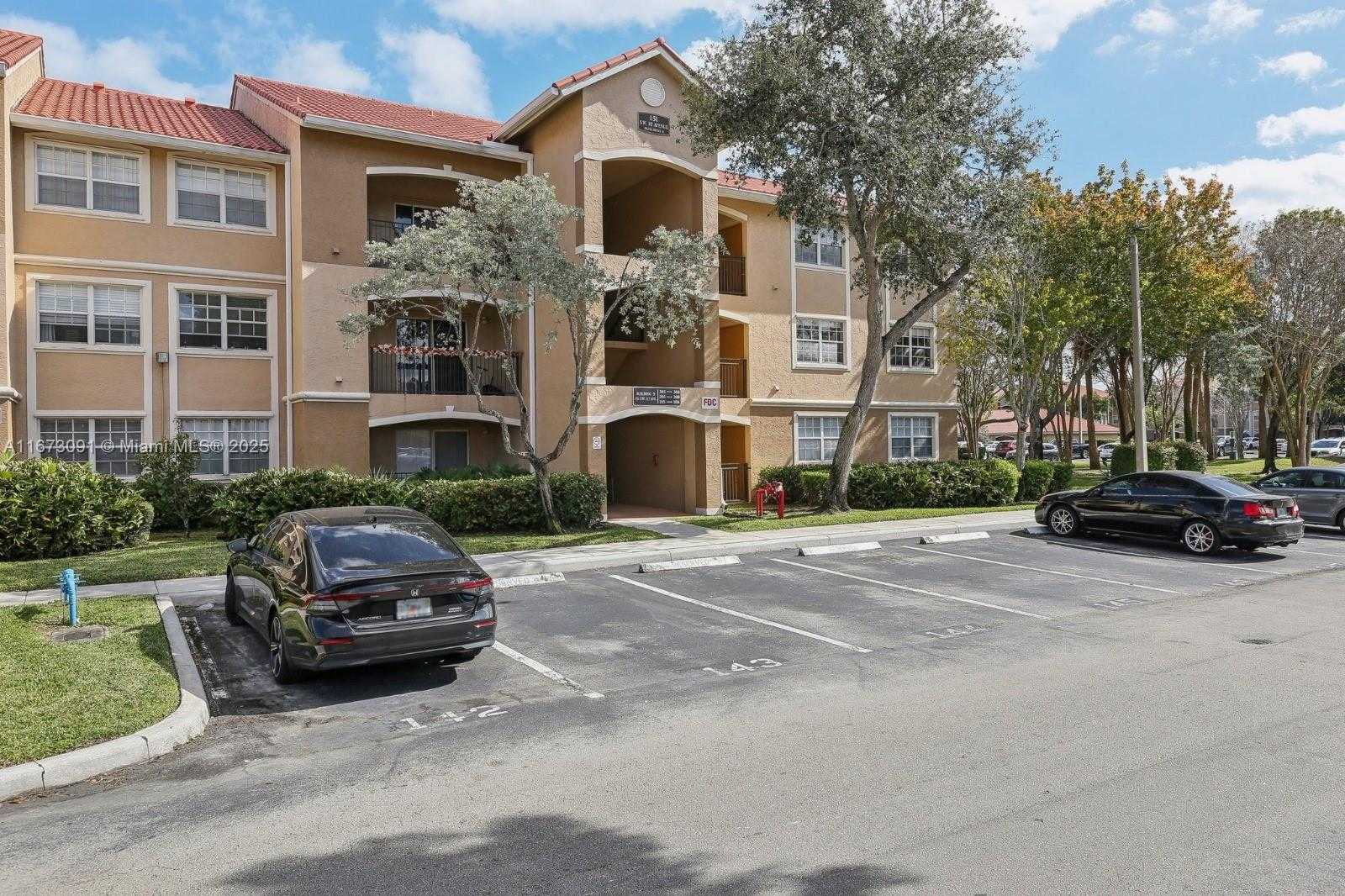 Small Image of 151 SOUTH WEST 117TH AVE #9106, Pembroke Pines Number 27