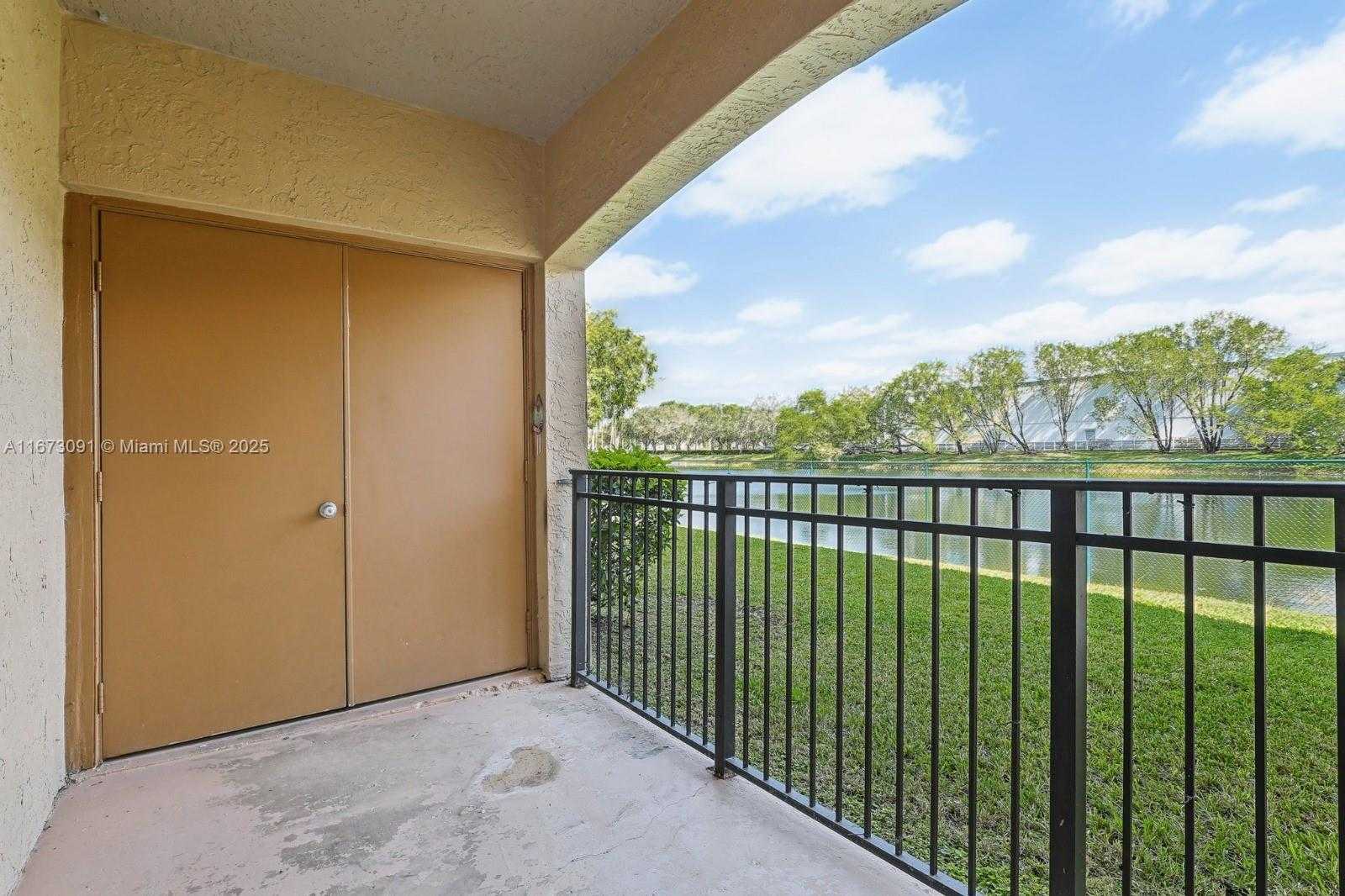 Small Image of 151 SOUTH WEST 117TH AVE #9106, Pembroke Pines Number 5