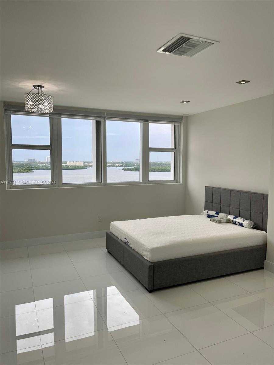 Small Image of 10275 COLLINS AVE #1523, Bal Harbour Number 16
