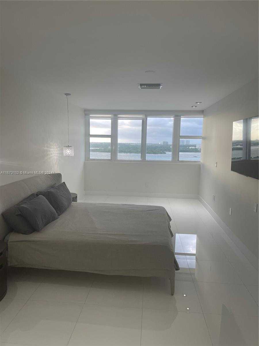 Small Image of 10275 COLLINS AVE #1523, Bal Harbour Number 22