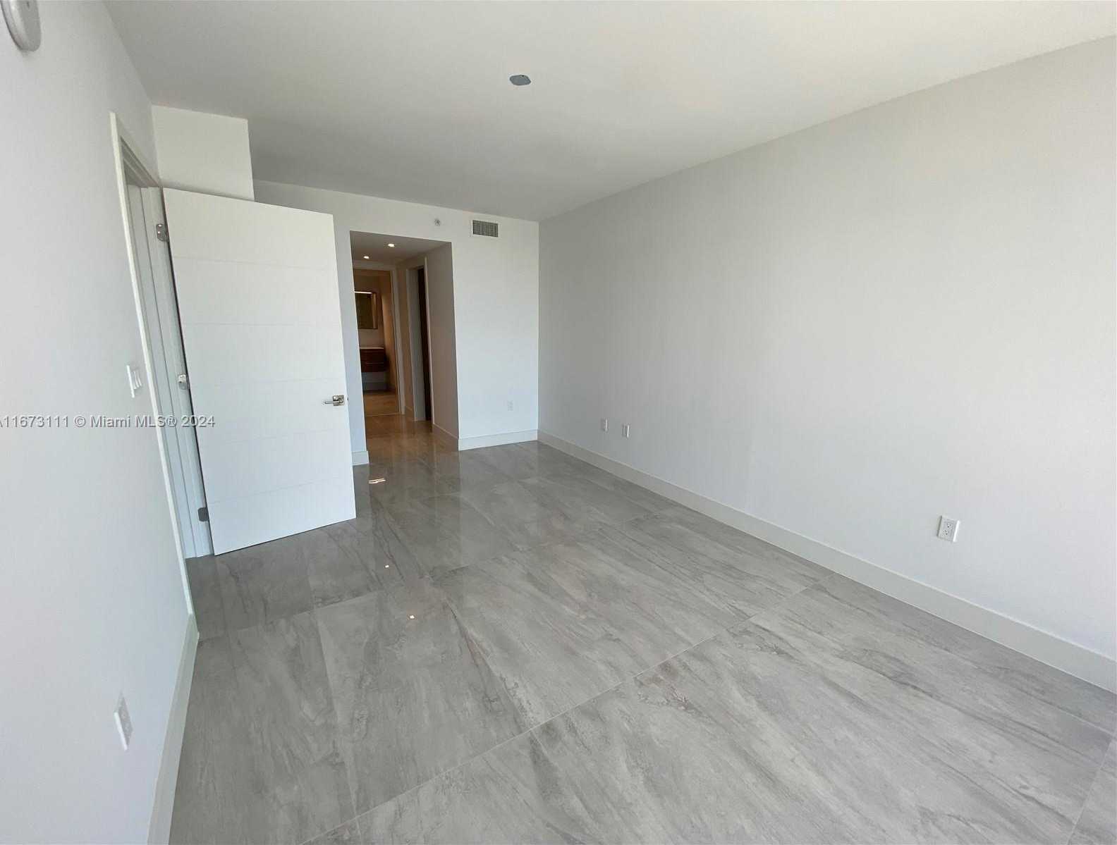 Small Image of 9521 EAST BAY HARBOR DR #605, Bay Harbor Islands Number 15