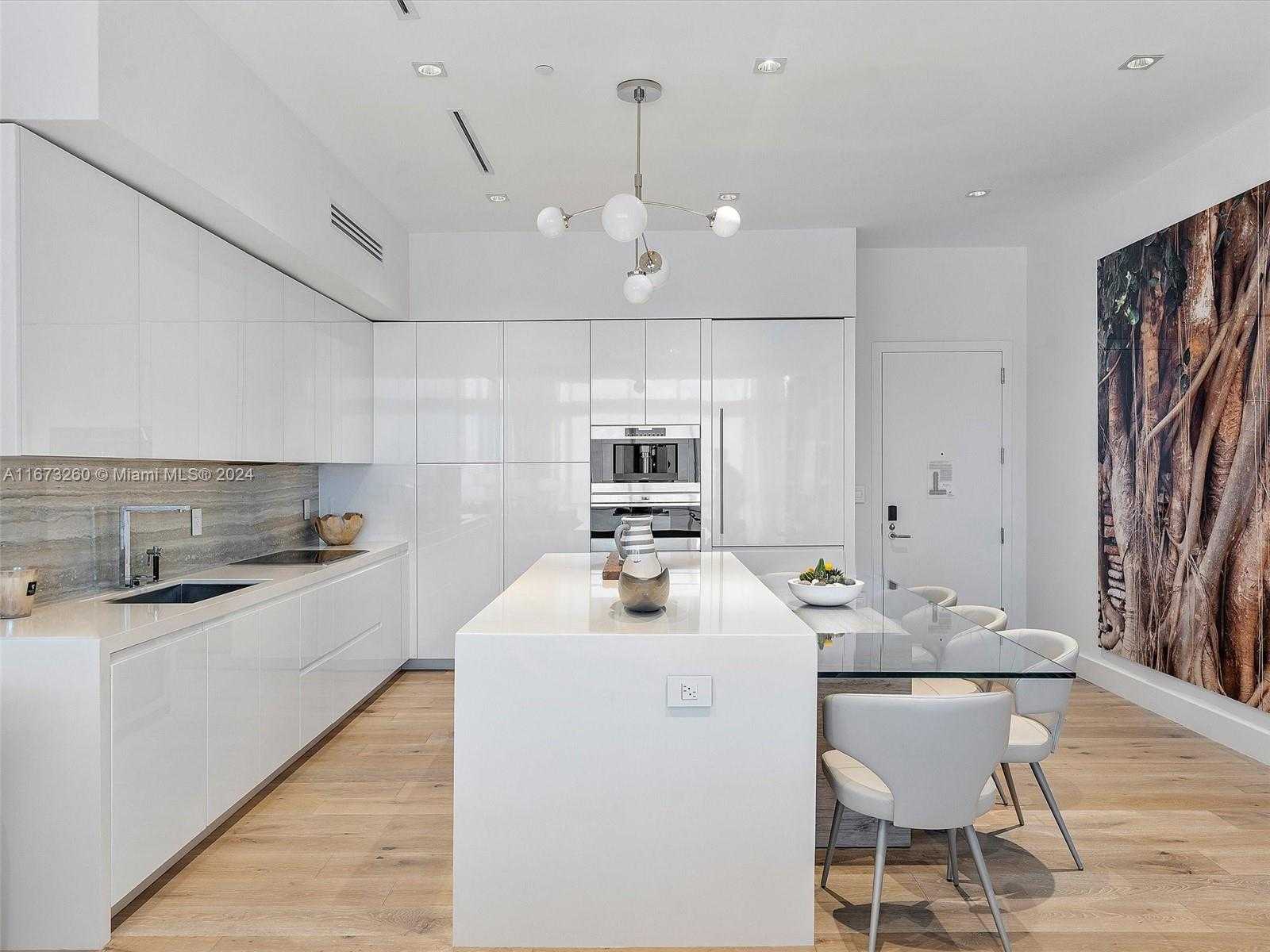 Small Image of 102 24TH ST #PH-1613, Miami Beach Number 25