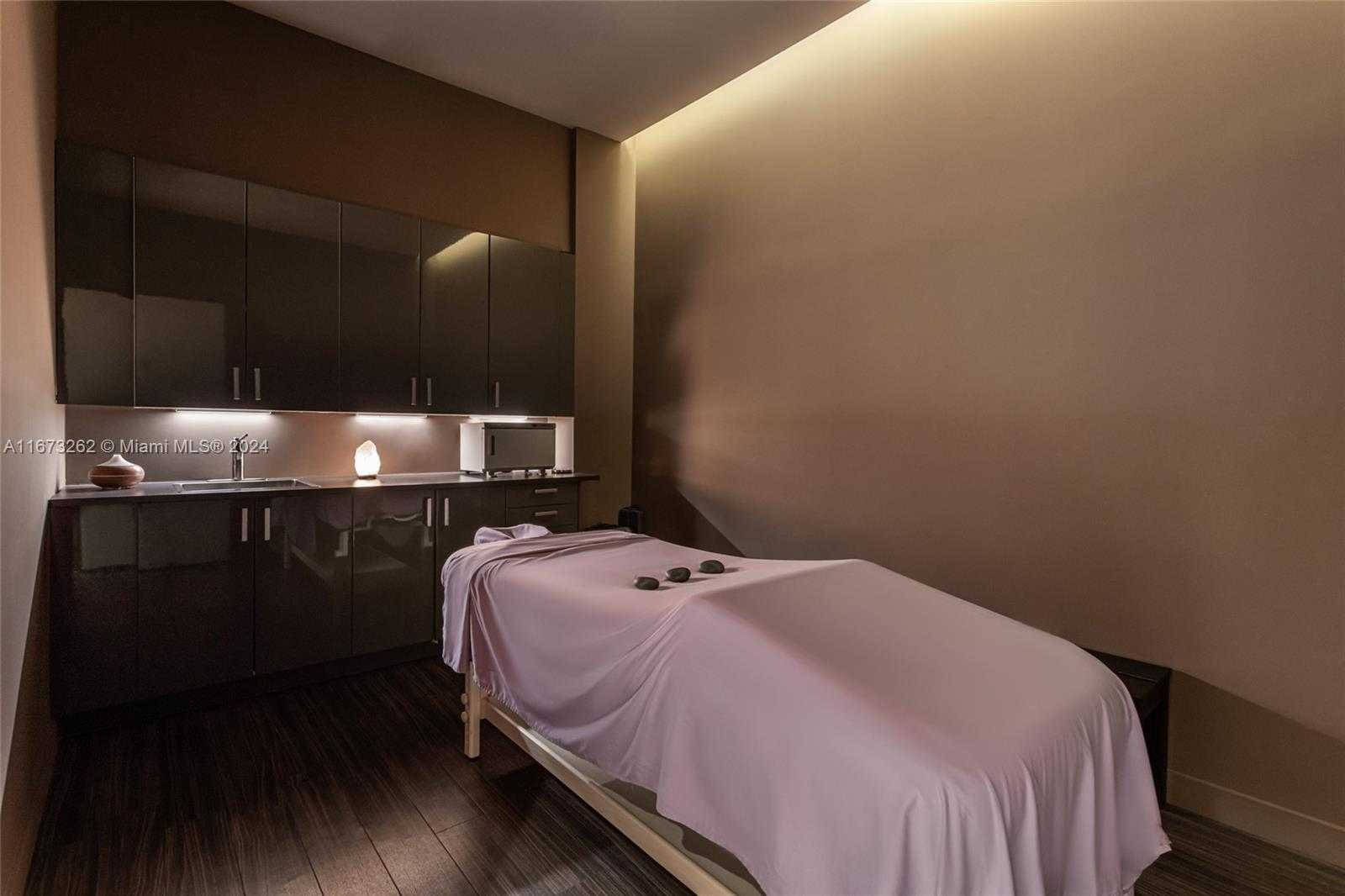 Small Image of 88 SOUTH WEST 7TH ST #2101, Miami Number 36