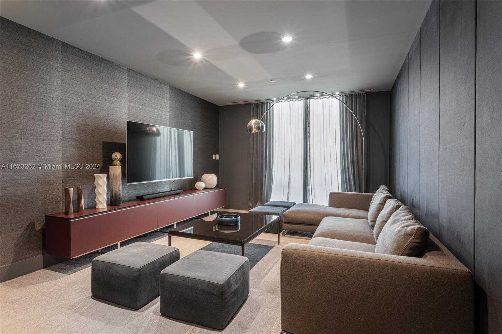 Small Image of 88 SOUTH WEST 7TH ST #2101, Miami Number 44