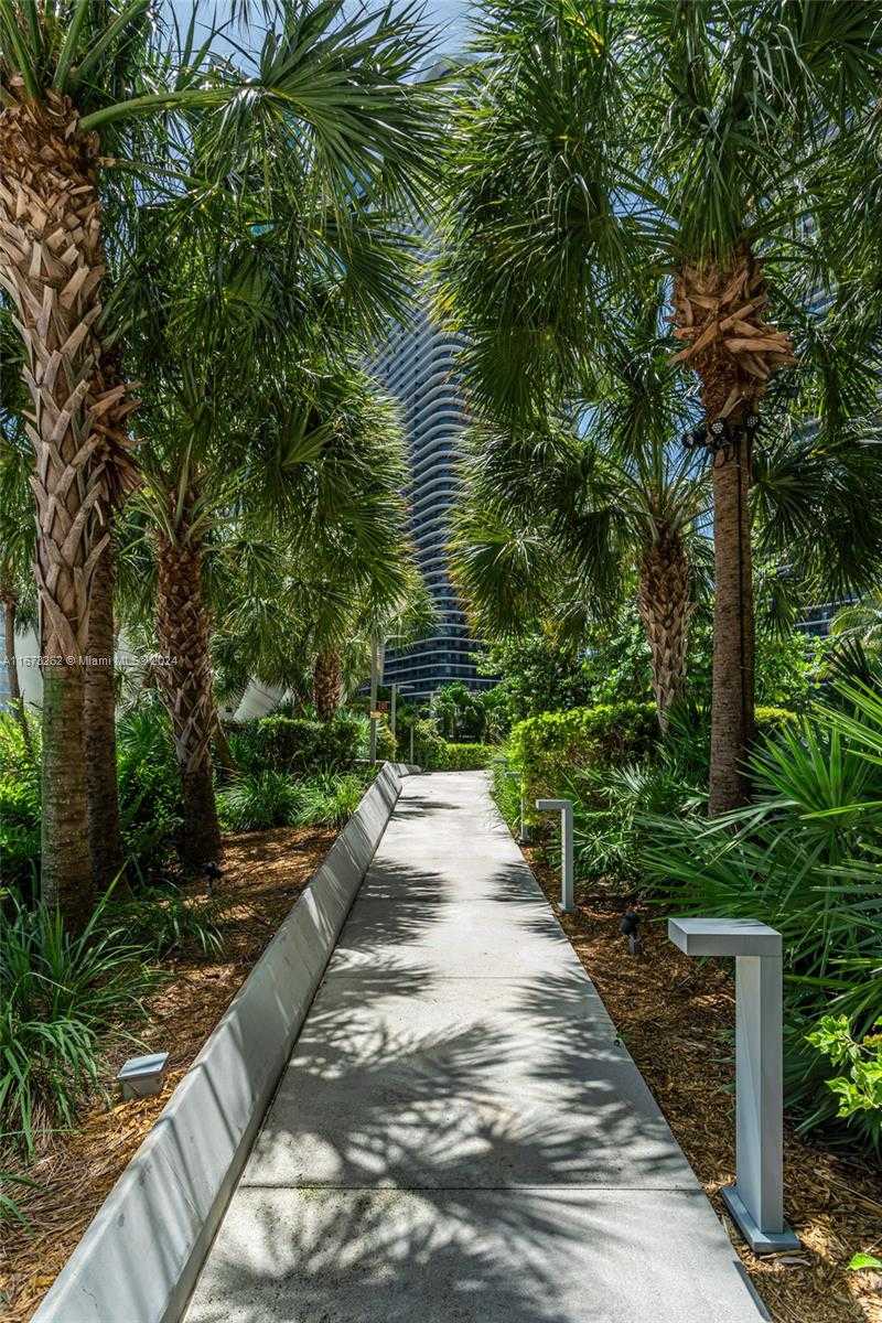 Small Image of 88 SOUTH WEST 7TH ST #2101, Miami Number 49