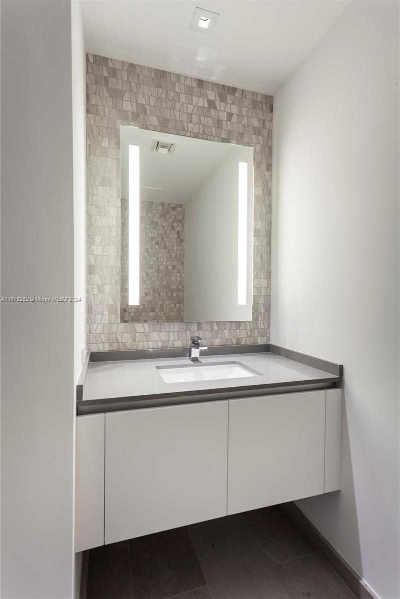 Small Image of 88 SOUTH WEST 7TH ST #2101, Miami Number 6