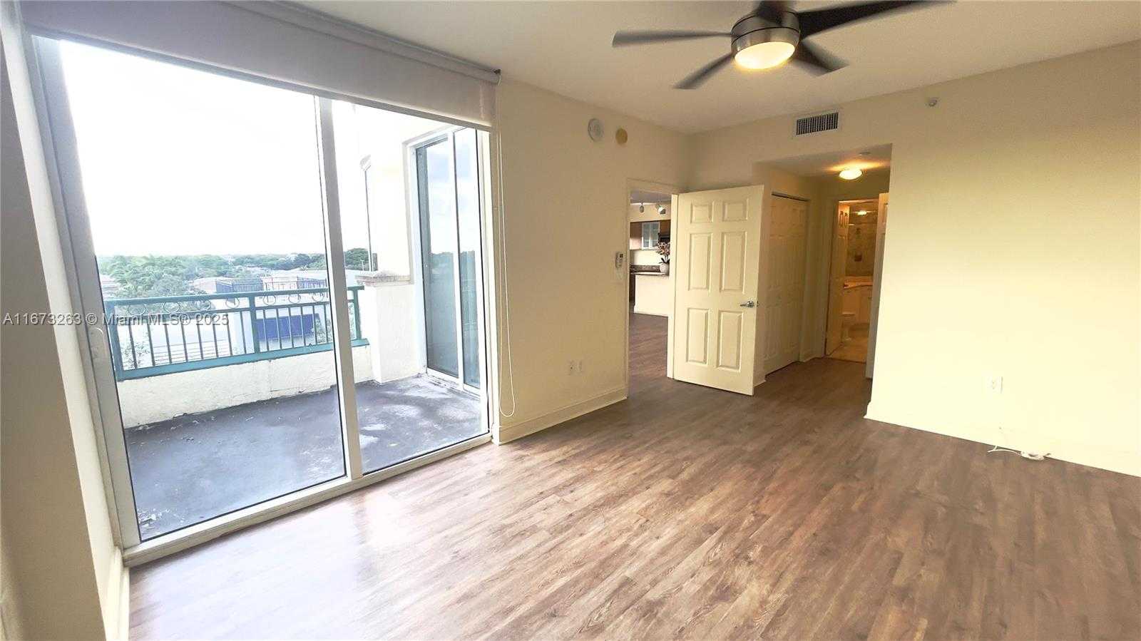 Small Image of 510 NORTH WEST 84TH AVE #529, Plantation Number 39