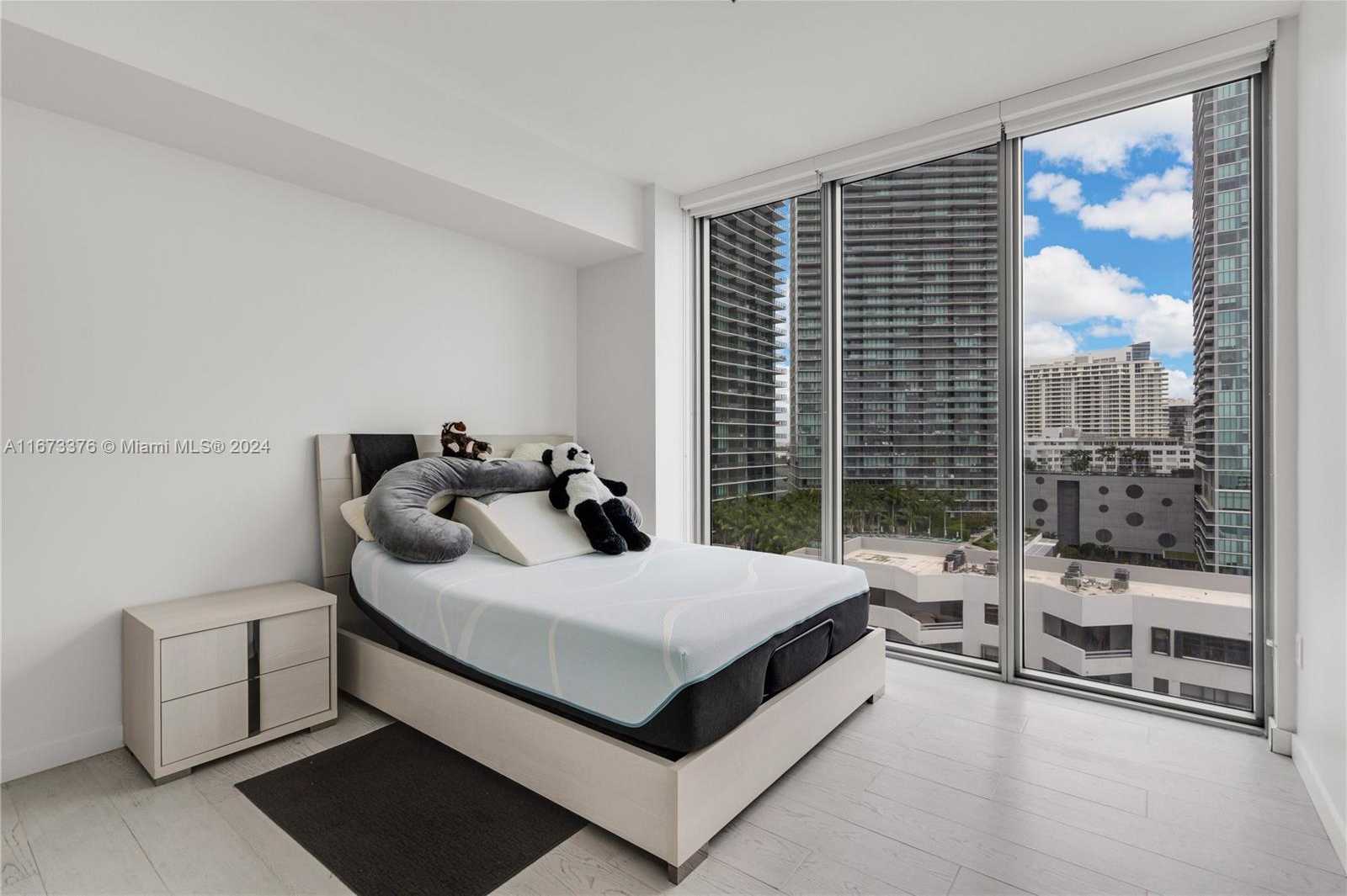 Small Image of 2900 NORTH EAST 7TH AVE #1102, Miami Number 16