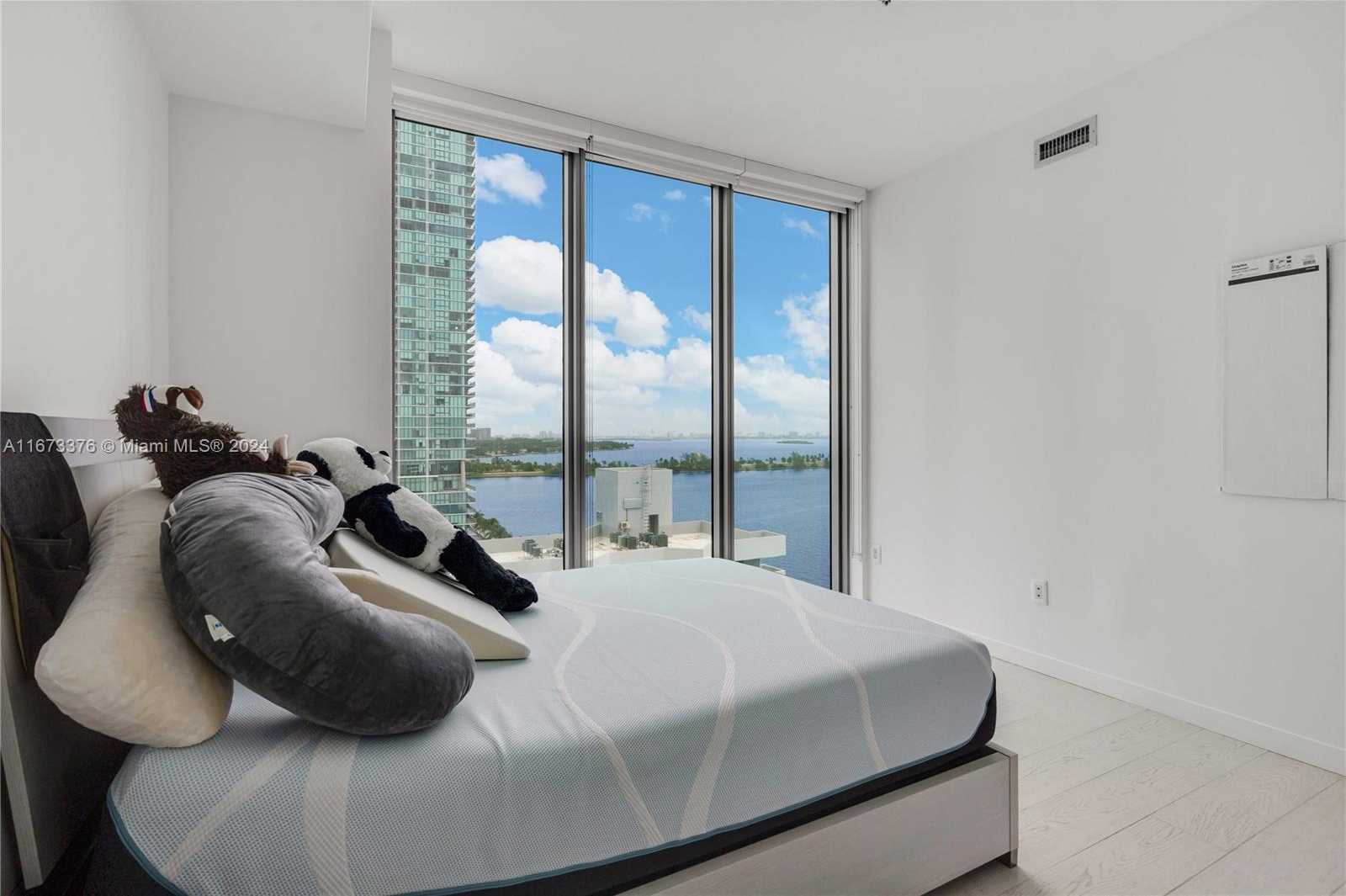 Small Image of 2900 NORTH EAST 7TH AVE #1102, Miami Number 17
