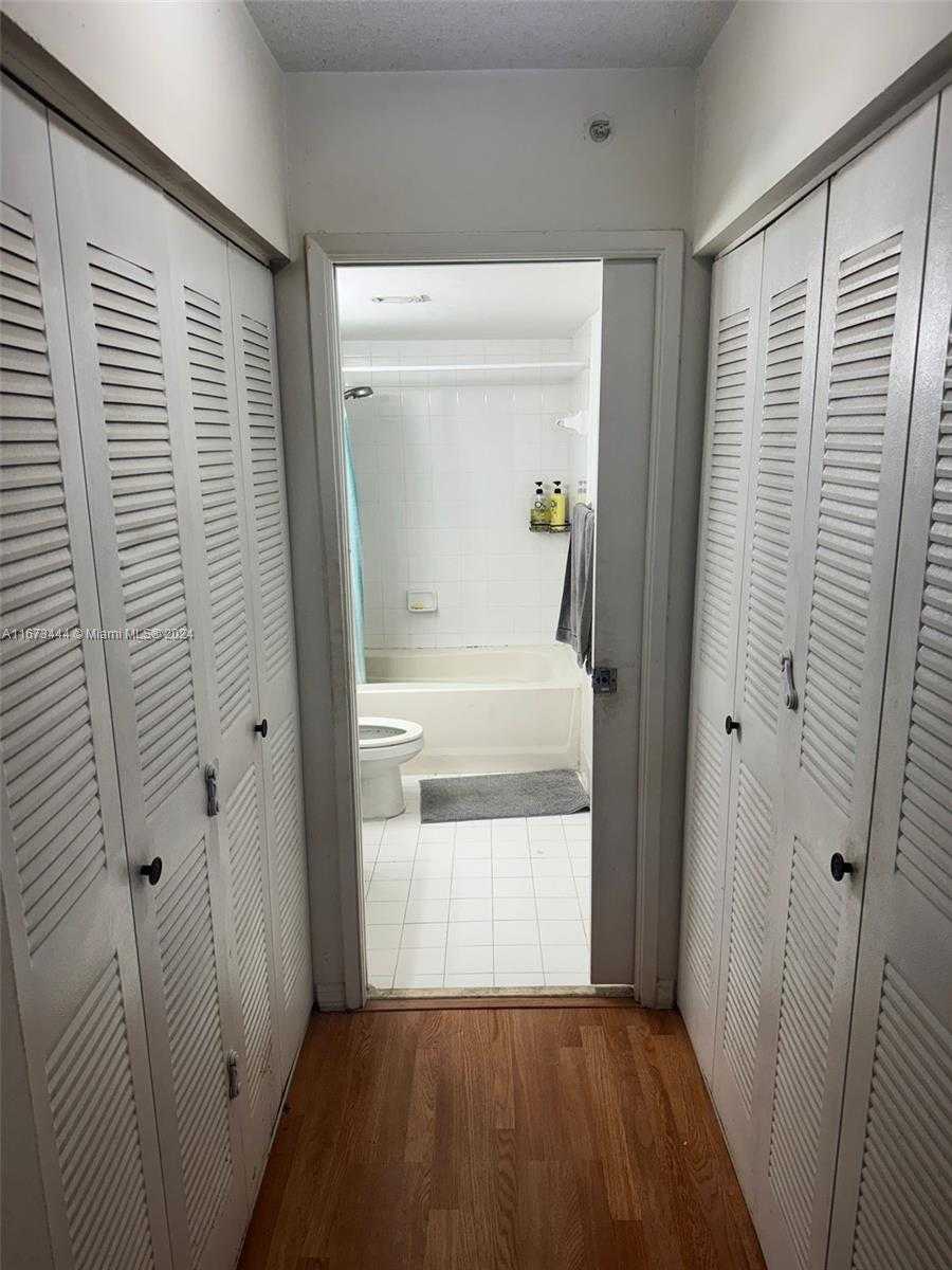 Small Image of 4580 NORTH WEST 107TH AVE #104-13, Doral Number 5