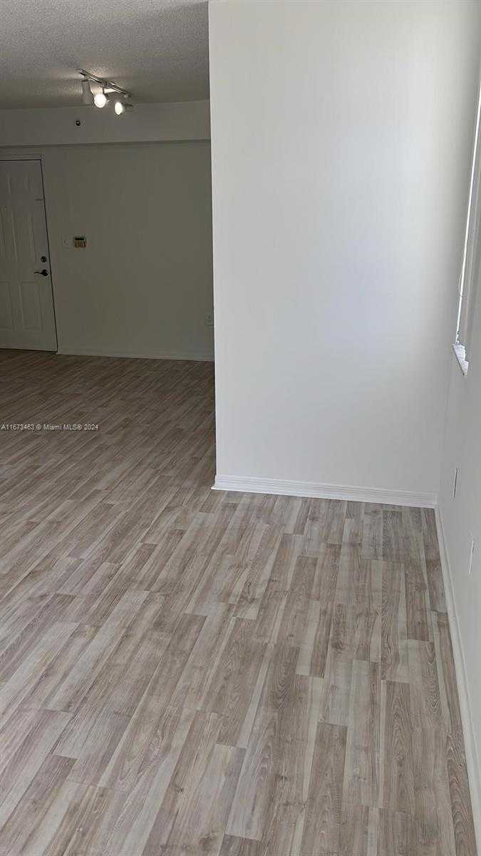 Small Image of 4350 NORTH WEST 107TH AVE #201-2, Doral Number 6