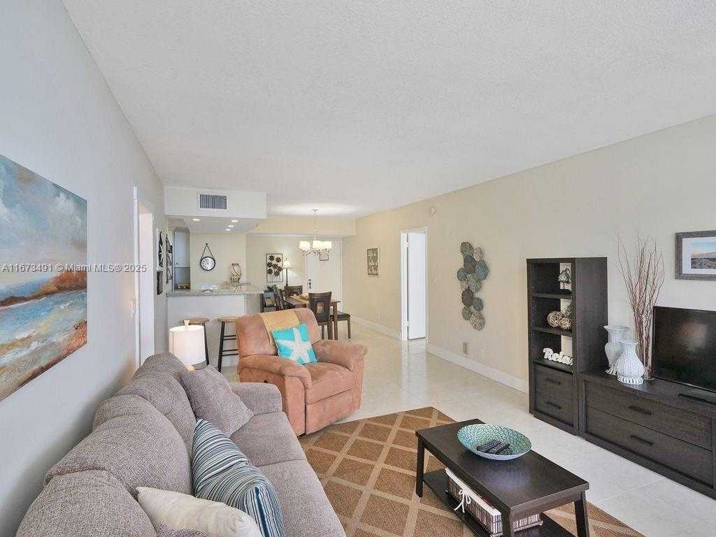 Small Image of 3725 SOUTH OCEAN DR #1216, Hollywood Number 10